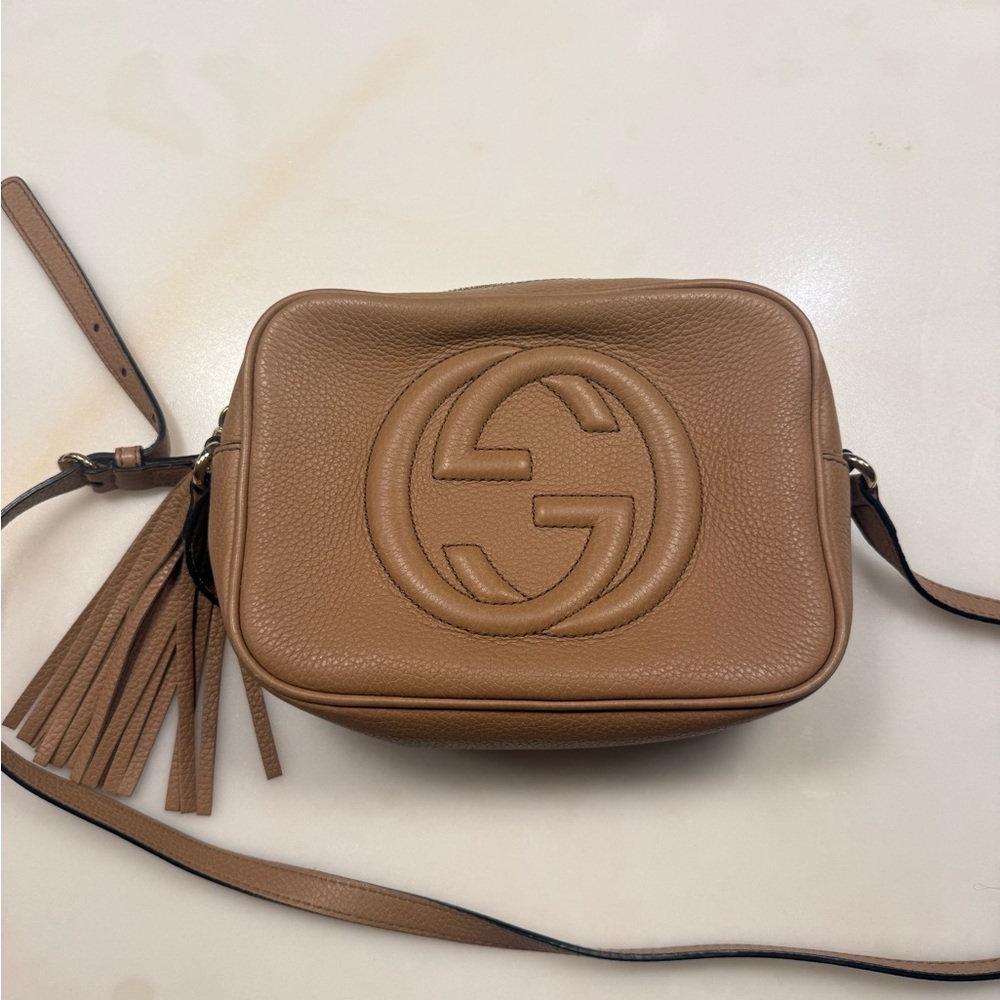 Gucci SoHo Disco Crossbody Bag - Beige Leather